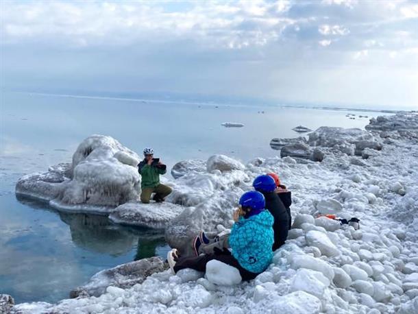 お待ちしております。
