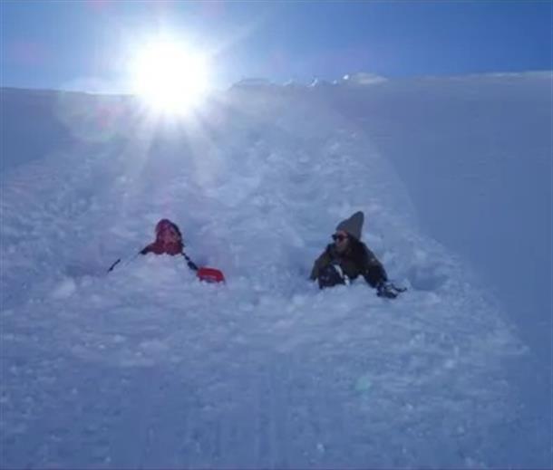 パウダースノーはサラサラ♪