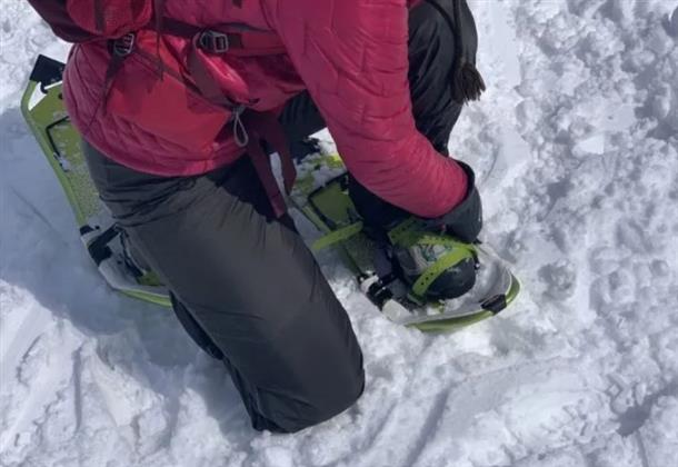 スノーシューを履いていざ！