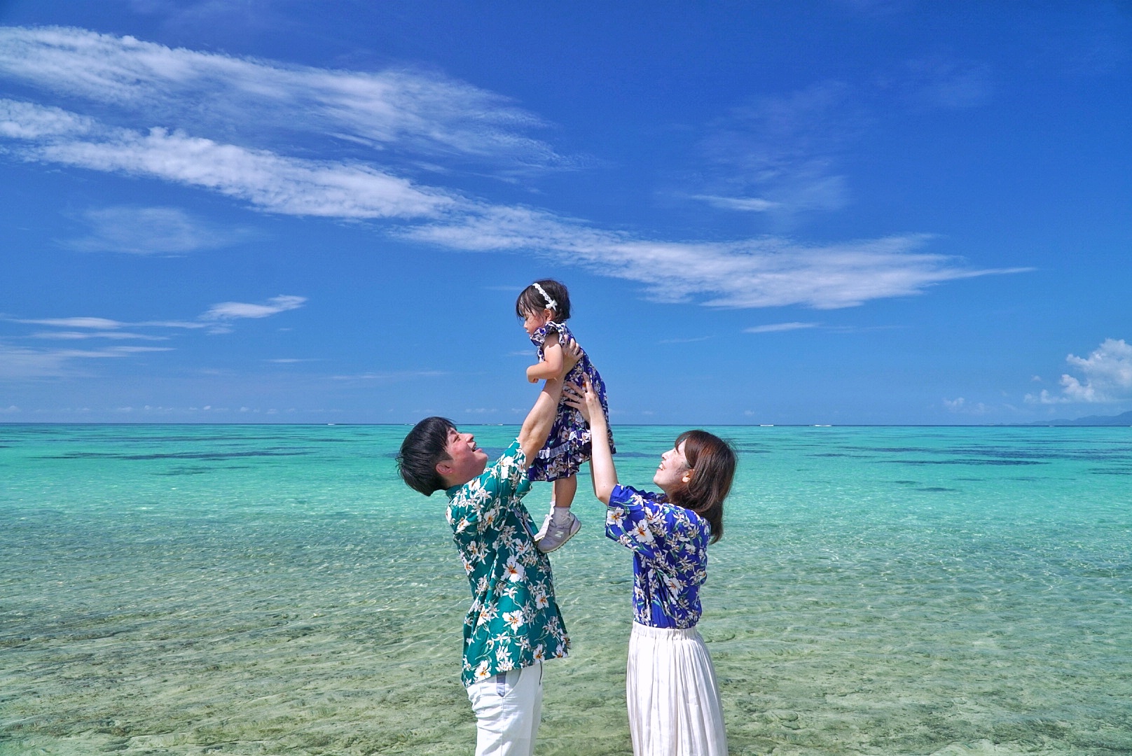 川平湾の上からパシャリ