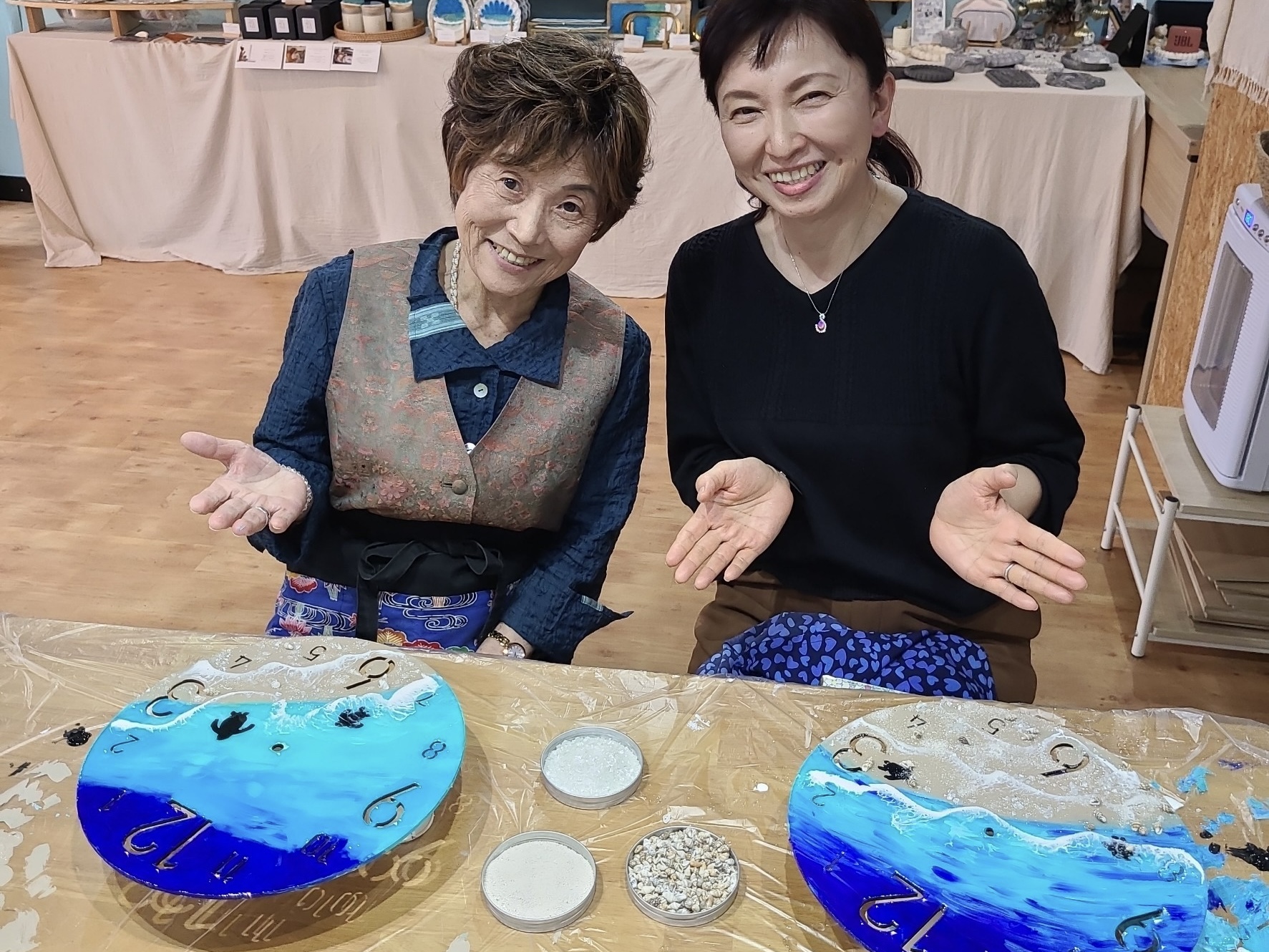 レジンアートで理想の海を描いてみよう！