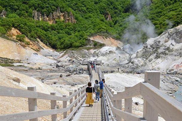 人気温泉地の登別から出発！