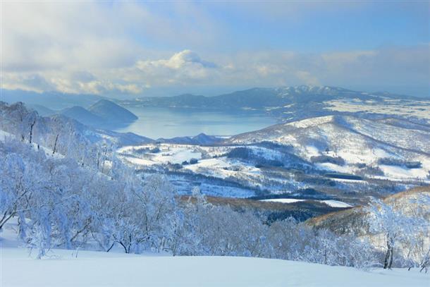 洞爺湖を臨む絶景のリゾート
