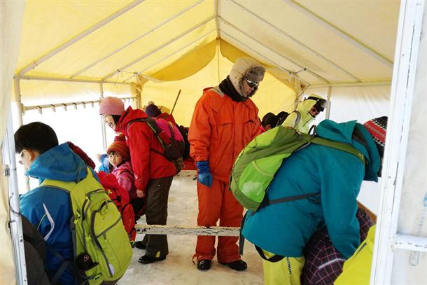 屋根付きの釣り小屋で快適に過ごそう