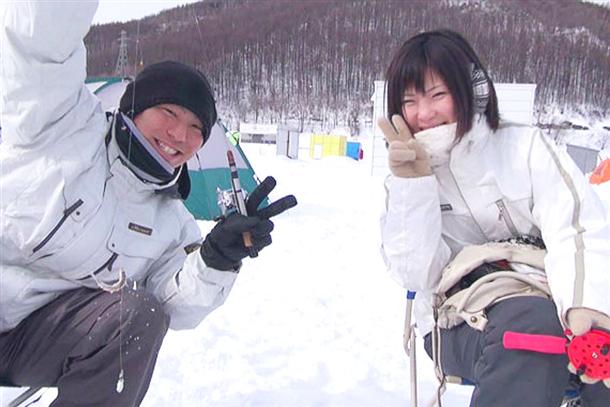 富良野体験の合間にワカサギを釣ってみよう