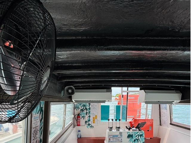 川平湾唯一エアコン搭載船！！