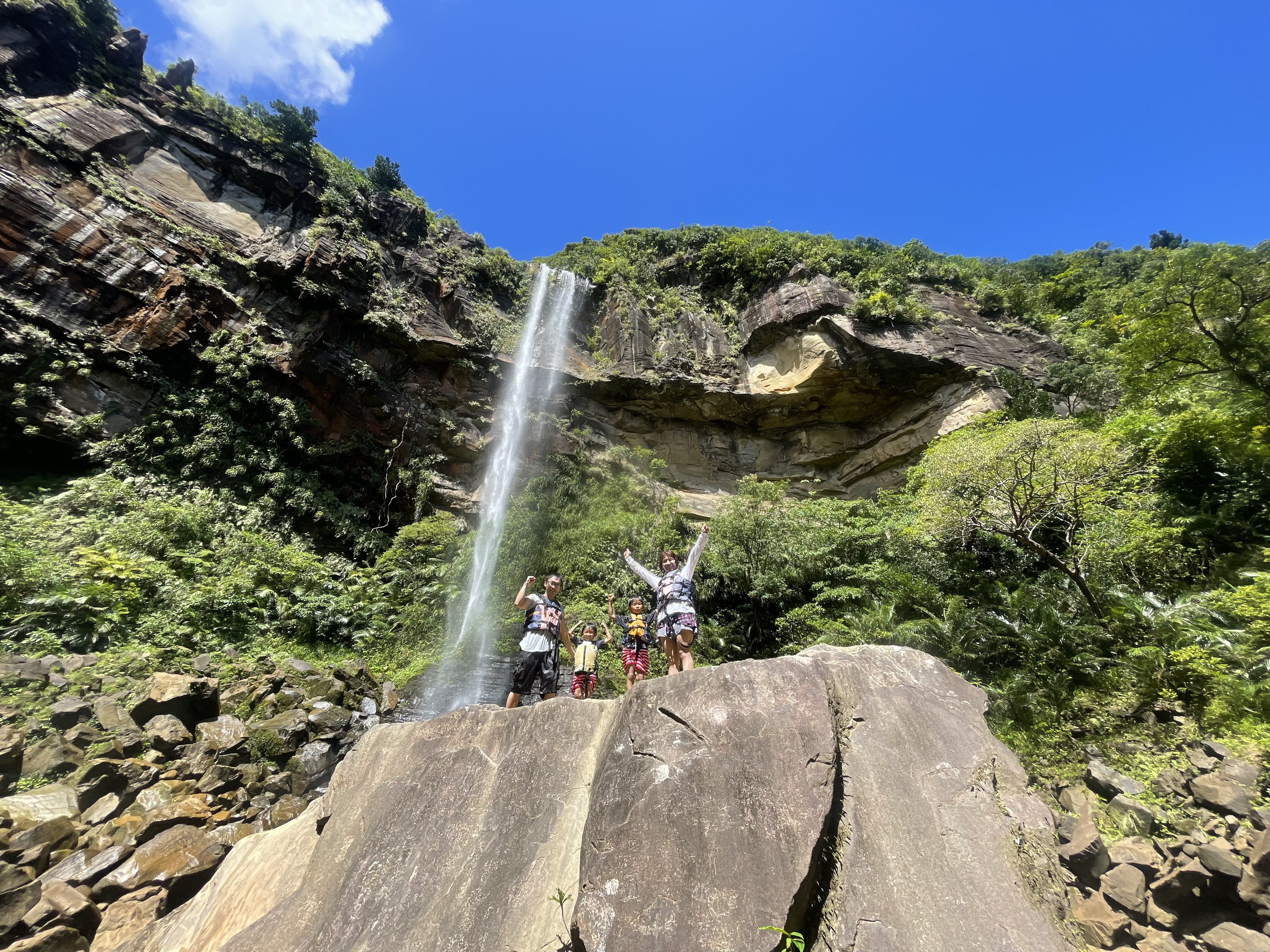 巨石にも登れます