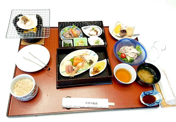 地元の食材を使った贅沢ランチ　※イメージ