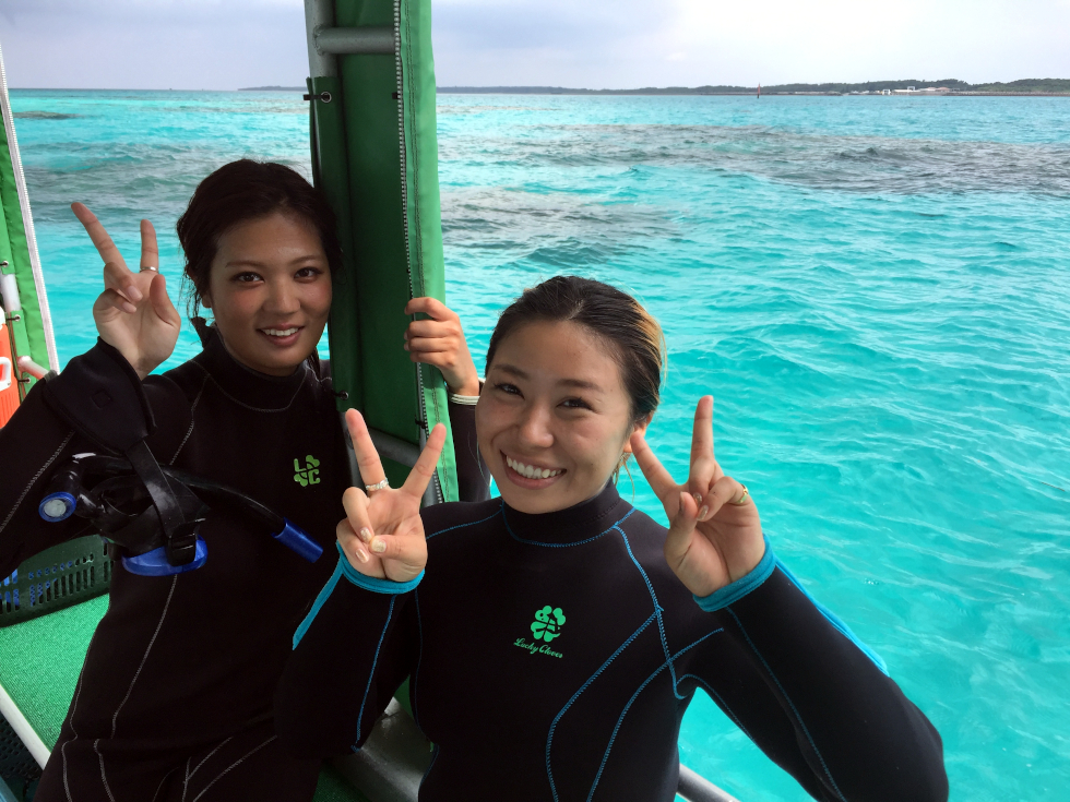 冬の海でもウエットスーツで安心♪