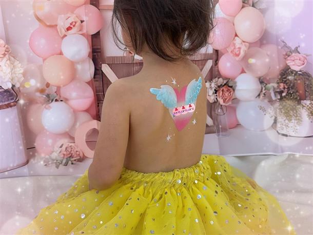 かわいいチュチュも着用いただきます♪