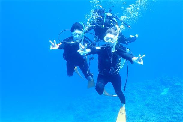 また来たくなる美しい海「宮古ブルー」