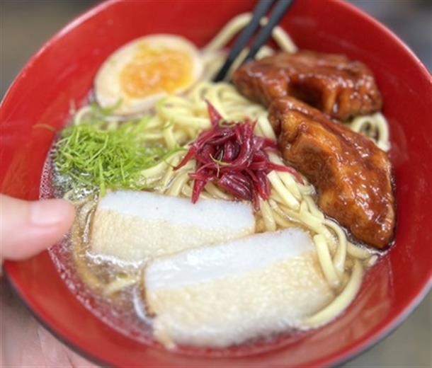 ランチは水と土オリジナル八重山そば
