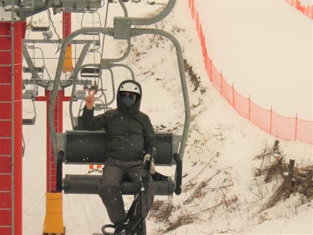 リフトへ乗ってコースへGO！