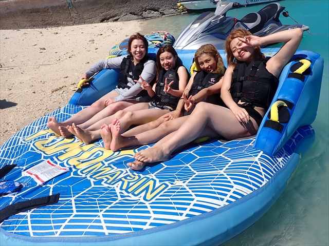 ソファー型のビッグマーブル