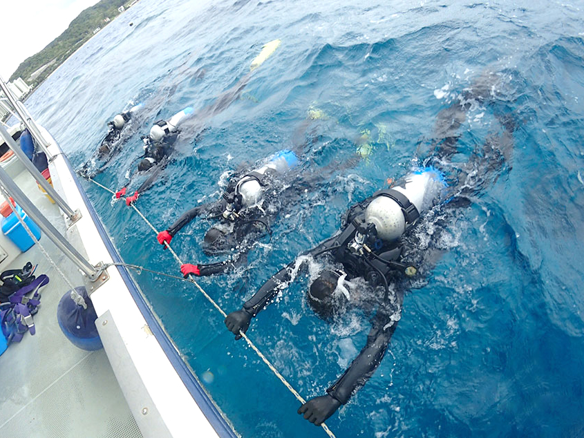 綺麗な水中景色を見ながらゆっくり練習を♪