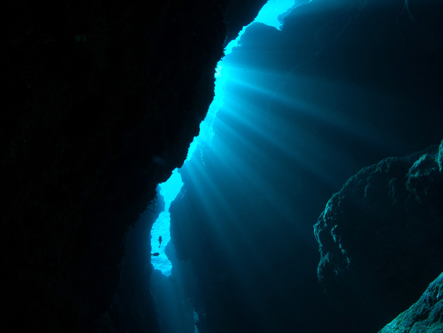 幻想的に差し込む光に感動間違いなし♪