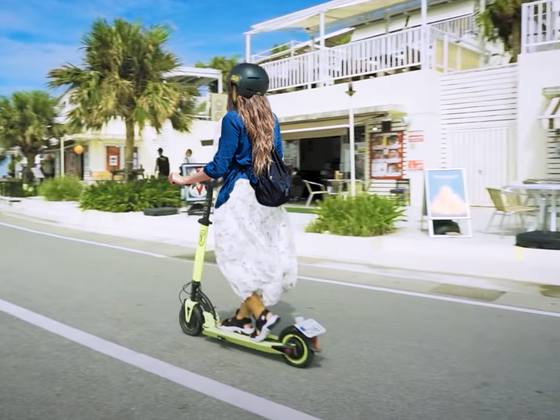 街中を爽快に走って映える動画を撮影♪