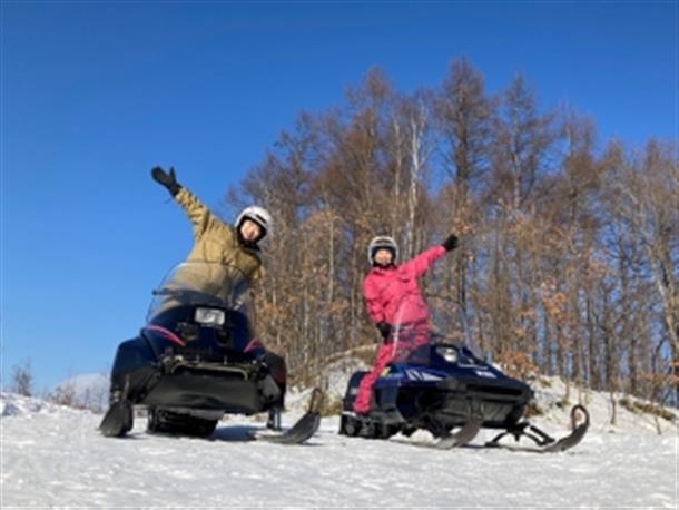 ティータイムも雪原で！