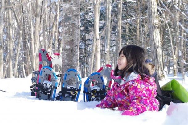 富良野のシャンパンスノーと遊ぶ