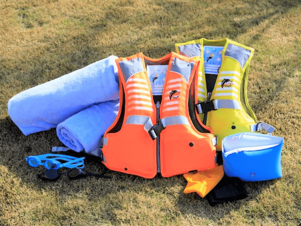 プールの持ち物