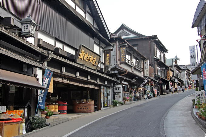成田山新勝寺の参道