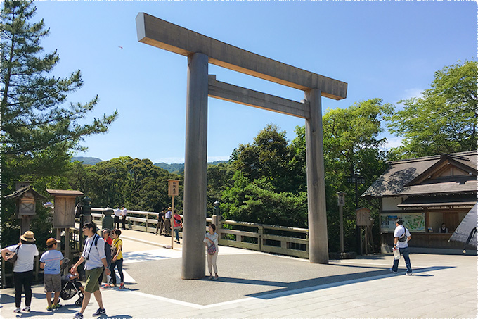 宇治橋鳥居
