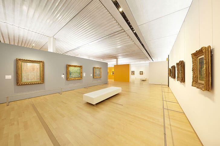 展示室。2018年3月11日まで企画展「100点の名画でめぐる100年の旅」を開催中。(c)Sadao Hotta