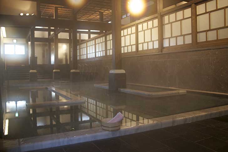 山鹿温泉「さくら湯」内観