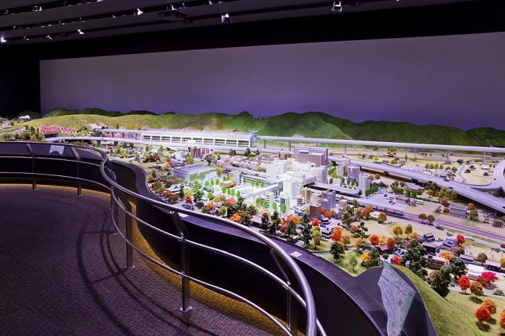山梨の未来のジオラマを展示(画像:リニア見学センター)