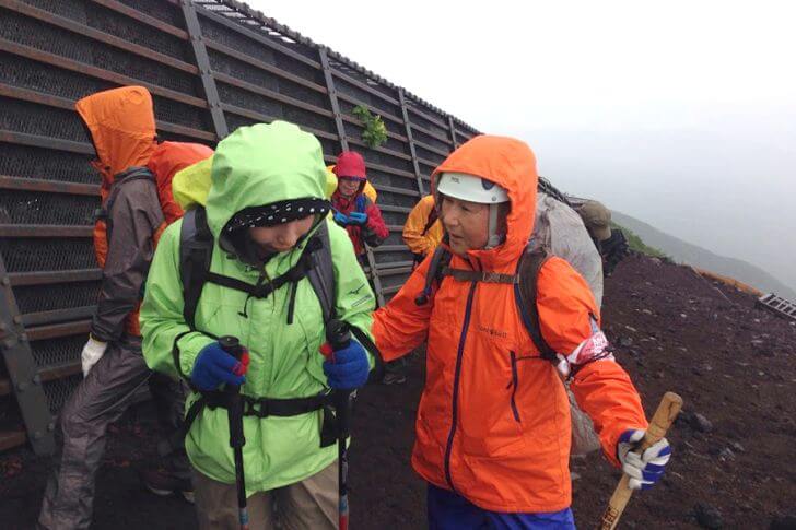 登山ガイド・みかみさんから山歩きのコツを教わる