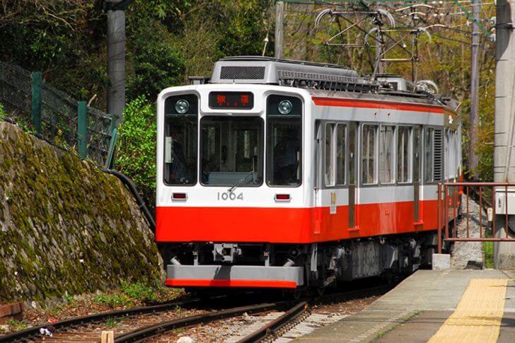 箱根登山鉄道は、日本有数の本格的山岳鉄道