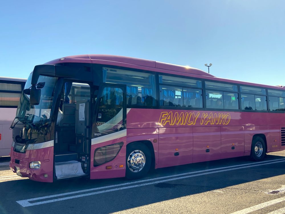 バス車内の雰囲気