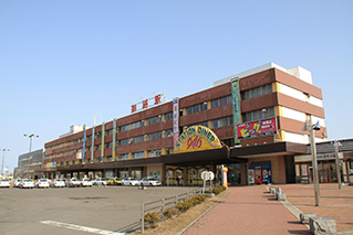 釧路駅外観写真