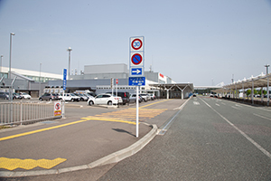 6-2.レンタカー利用後も同じ駐車場でレンタカーを返却できます。