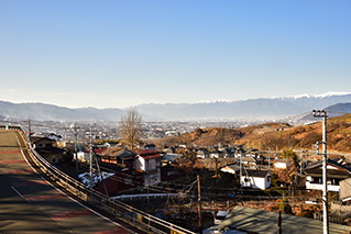 塩山駅外観写真