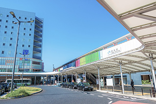 奈良駅外観写真