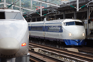 三原駅外観写真