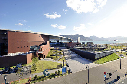 下関市立しものせき水族館「海響館」