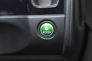 エコドライブに最適な「Econモード」