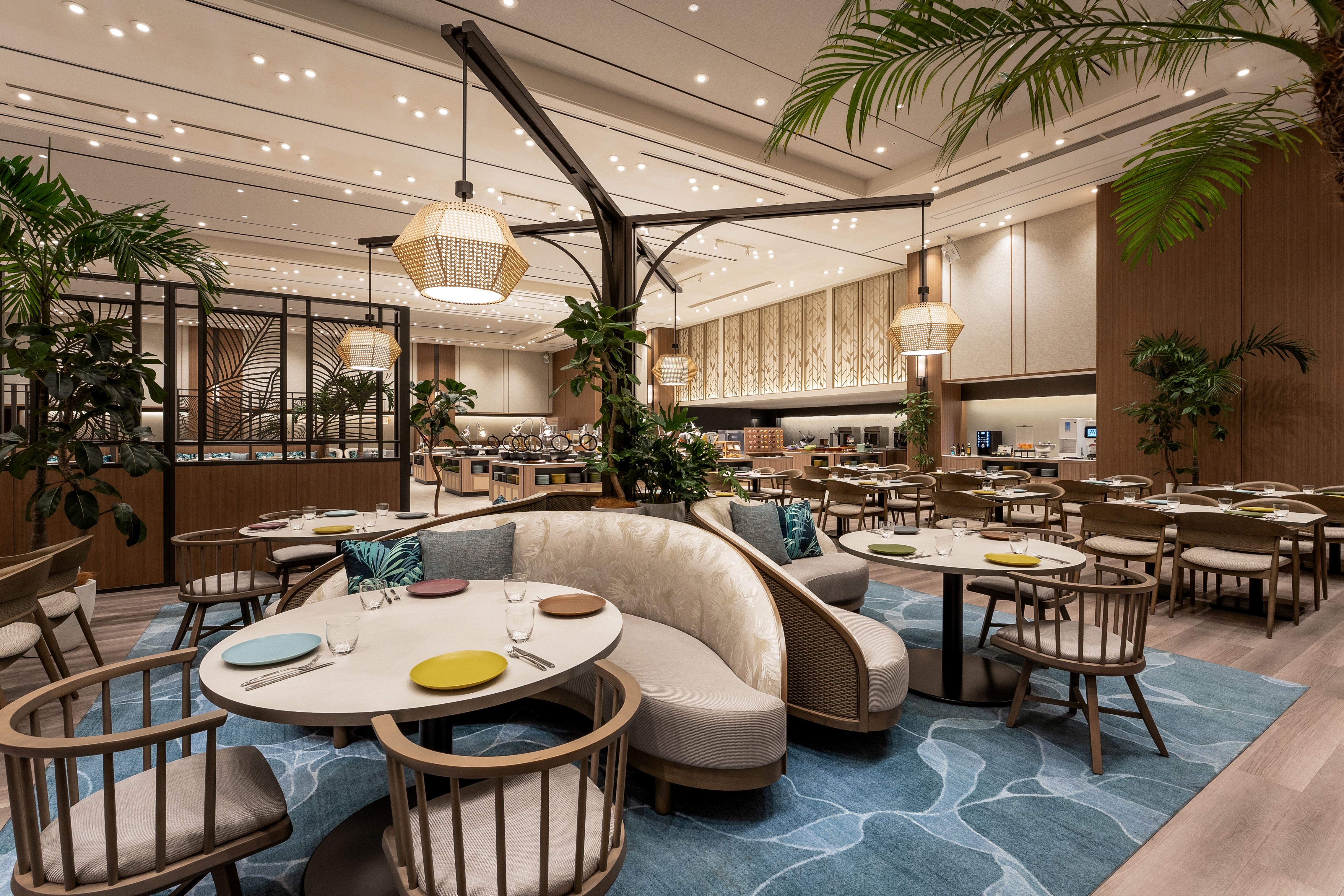 ライブキッチンも楽しめるレストラン