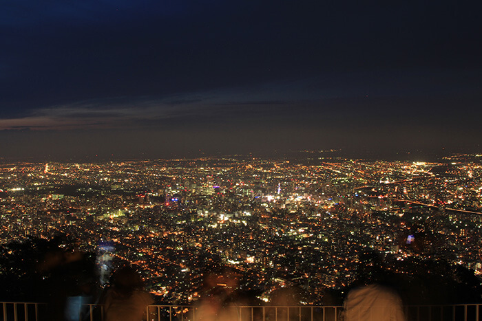 藻岩山は夕方からGO！ 札幌夜景＋αの楽しみ方ガイド