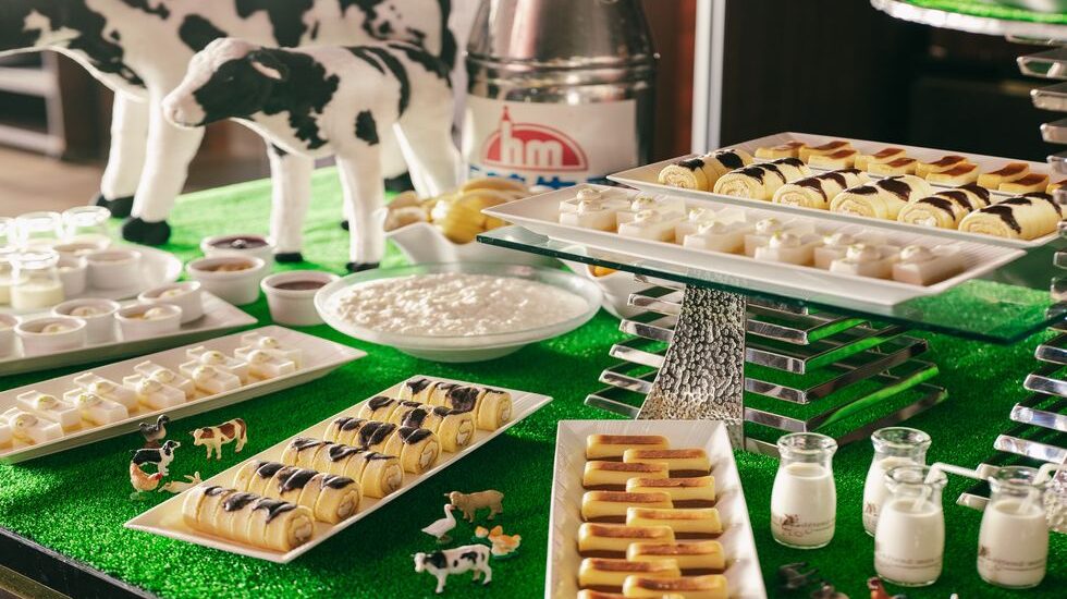 モーモースイーツ