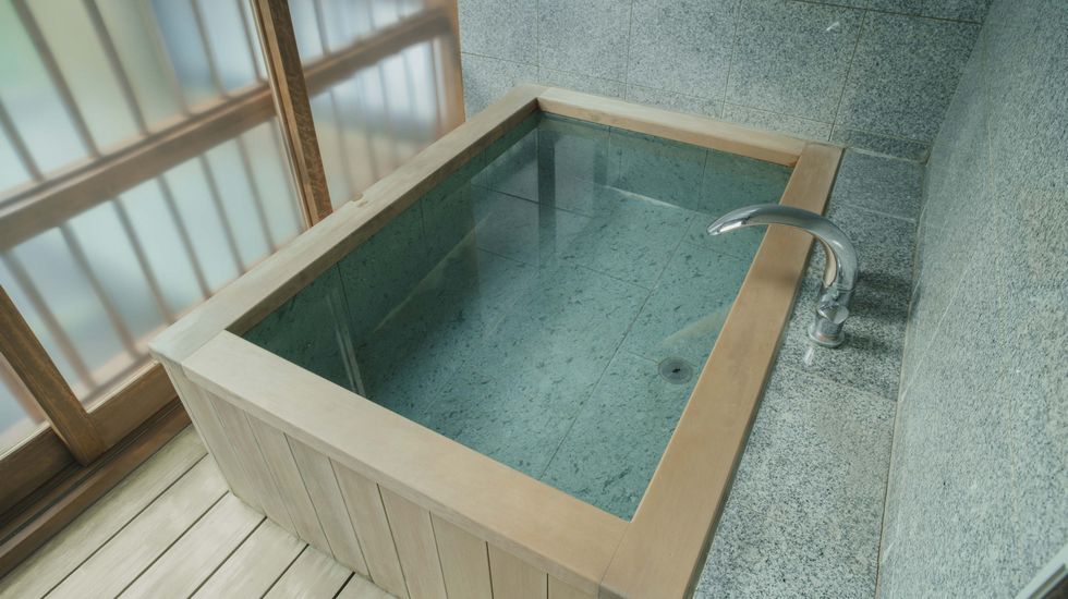 おちあいろう_青水沫_半露天