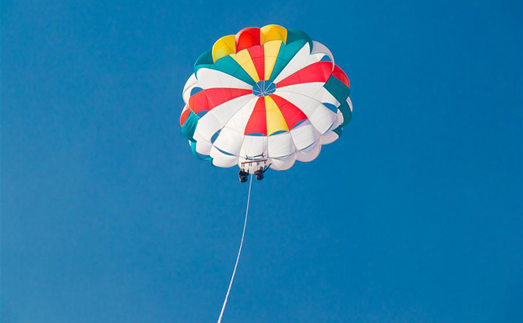 パラセーリング