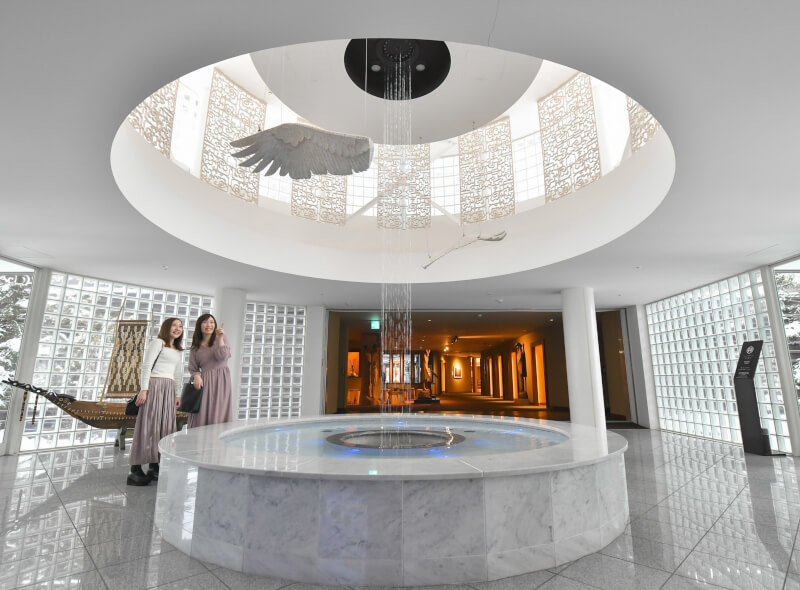 あかん遊久の里　鶴雅