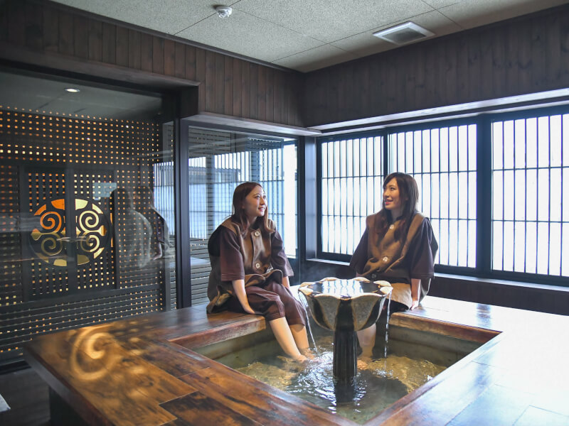 あかん遊久の里　鶴雅