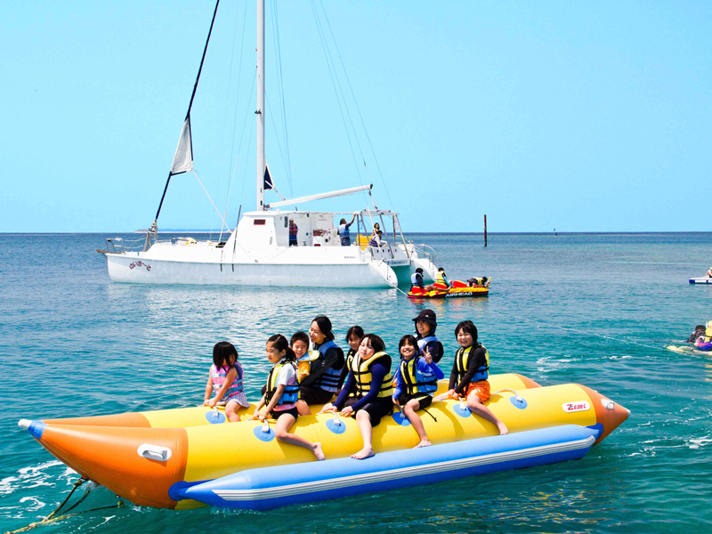 バナナボートサンゴ礁ツアー