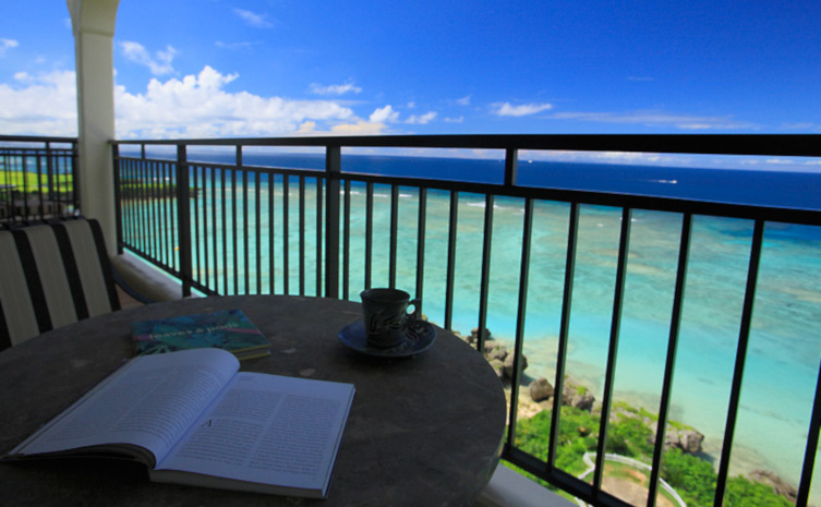 オーシャンビューの客室