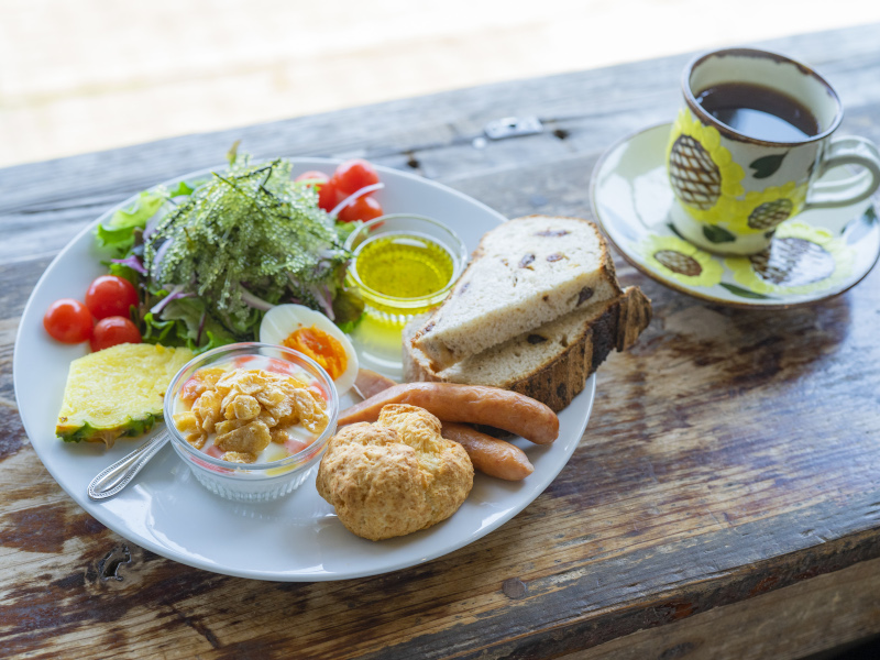 「浜辺の茶屋」の朝食