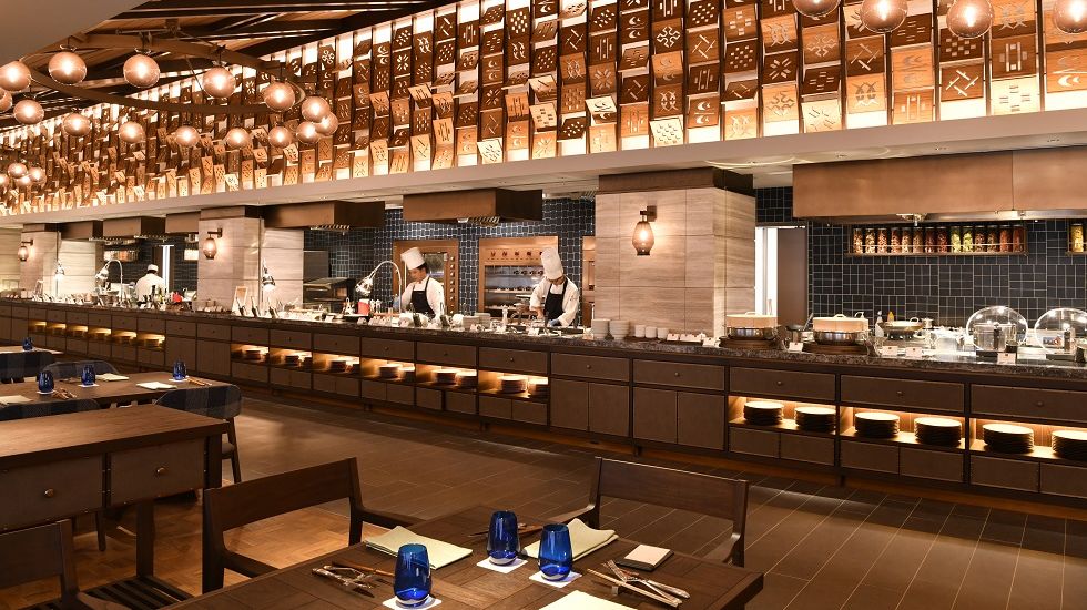 世界中の多種多様な料理が揃う朝食ブッフェ